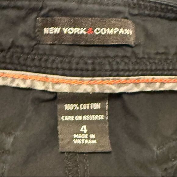 New York & Company 8 Pocket Mid Rise Ankle Cargo Pants Utility Black‎ Size 4 - Picture 9 of 10